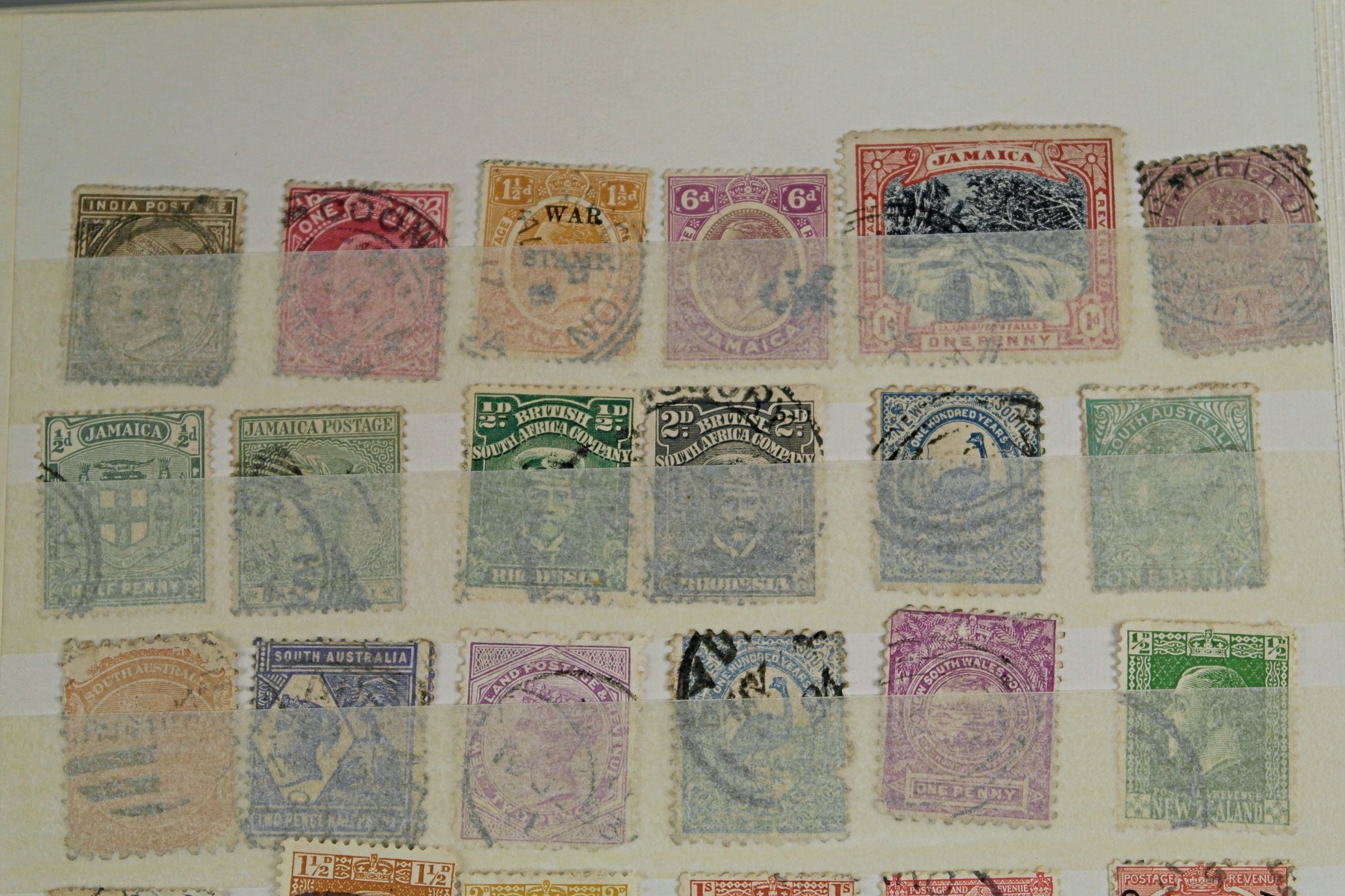 5613 Commonwealth Early Collection. QV - KGV. Values to 3s. Unchecked. 20 Images