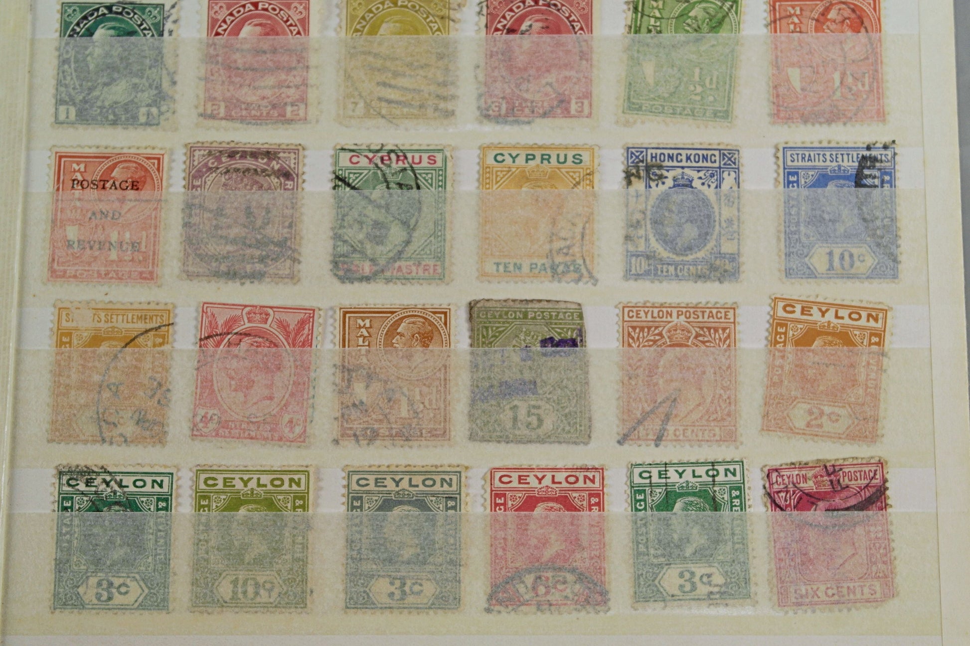 5613 Commonwealth Early Collection. QV - KGV. Values to 3s. Unchecked. 20 Images