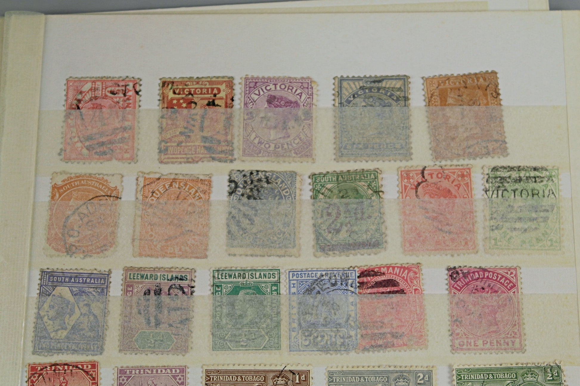 5613 Commonwealth Early Collection. QV - KGV. Values to 3s. Unchecked. 20 Images