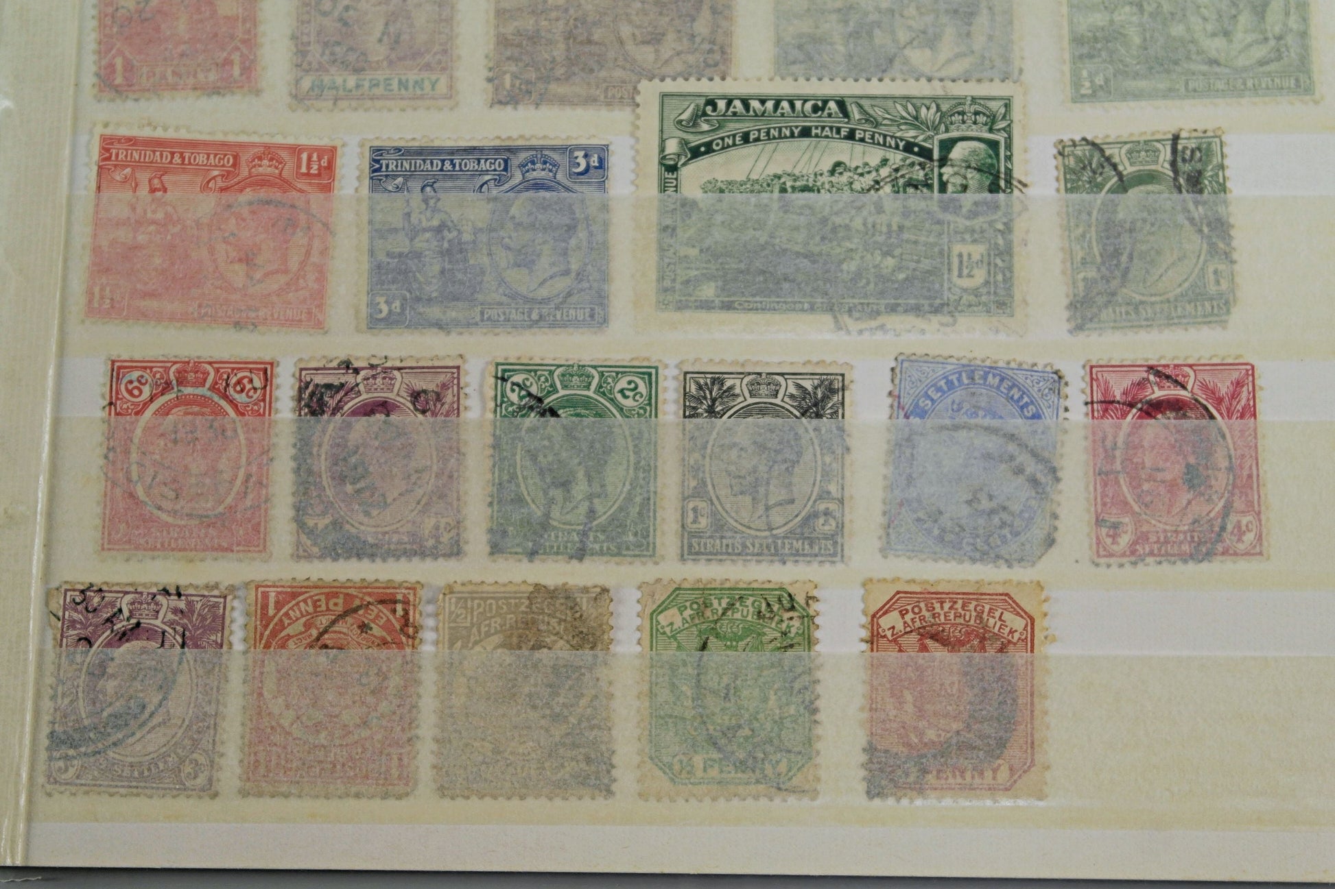 5613 Commonwealth Early Collection. QV - KGV. Values to 3s. Unchecked. 20 Images