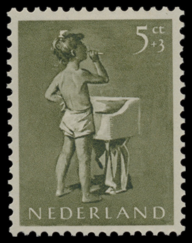 7617 Netherlands SG804-808 "Children Stamps" Set of 5 1954. Mint MH. C£22