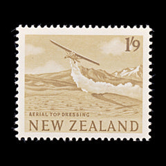 8293: New Zealand SG794 1'9s Bistre brown 1960 Sc#346 Mi405 Mint MLH C£15, view 3