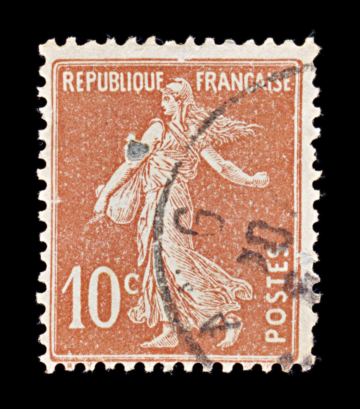 8364: France SG333c 10c Red 1907 Filler C£50
