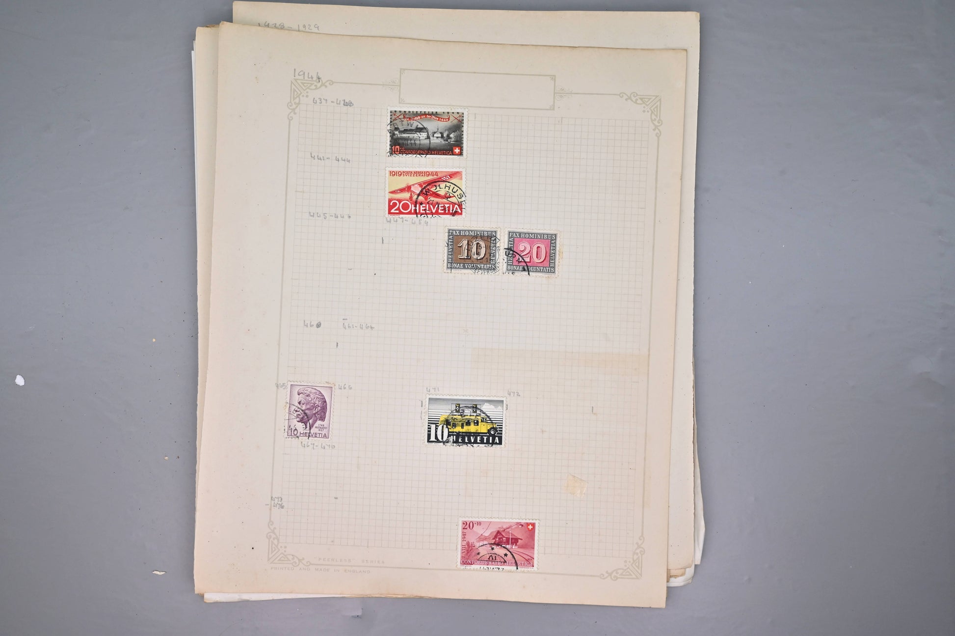 8522 Switzerland: Collection on Album Pages, Good Early Seen. Mint & Used. 32 Images