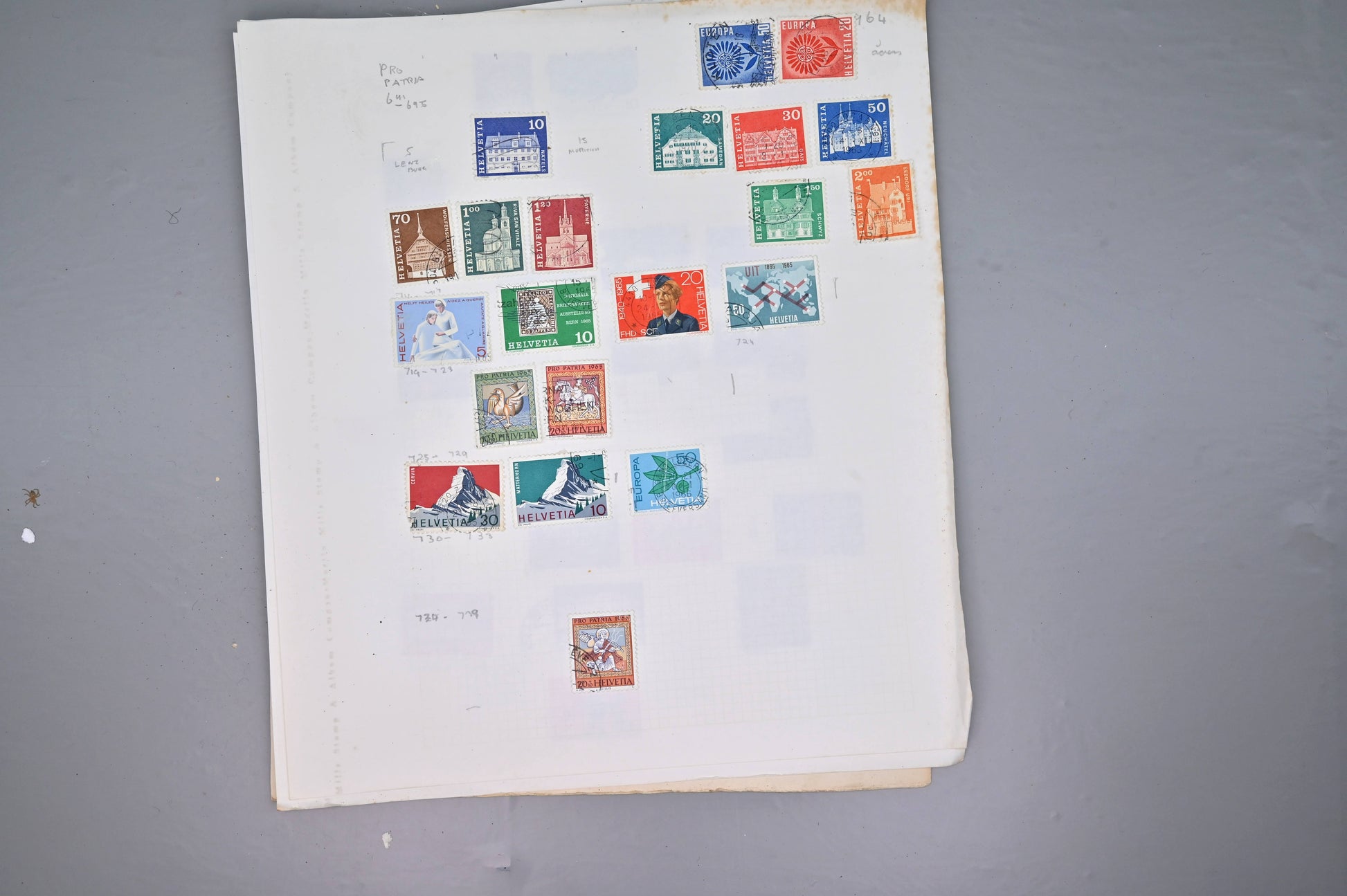 8522 Switzerland: Collection on Album Pages, Good Early Seen. Mint & Used. 32 Images
