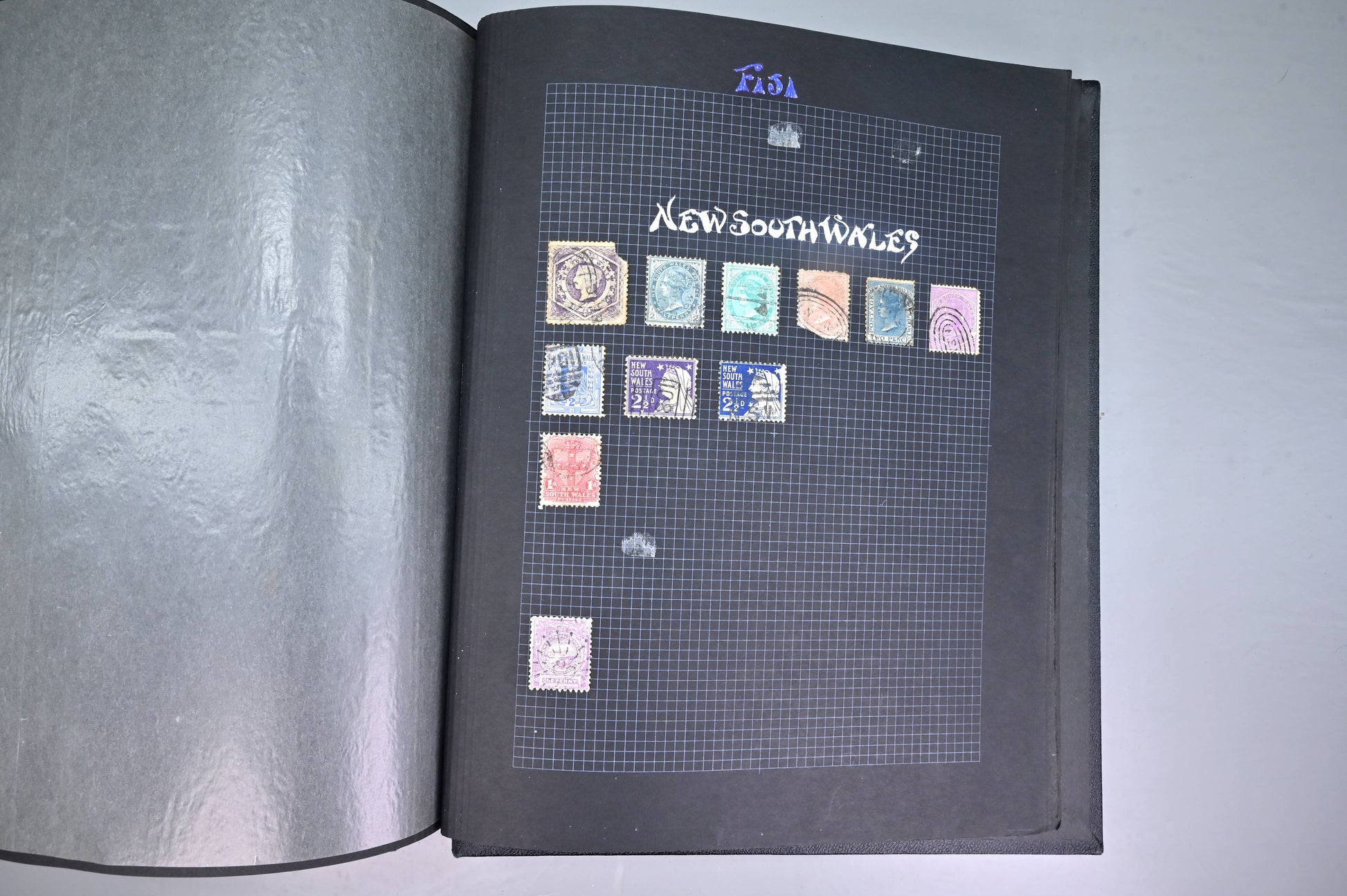 8540 GB & Commonwealth: Album: QV Onwards. Strong GB, Early CW. High CV. 90 Images