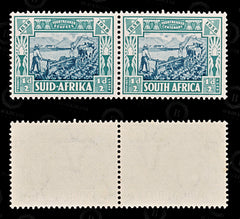 8881: South Africa SG76 2x ½d Green & blue 1938 Sc#B5 Mi119-120 Mint MLH C£18, view 2